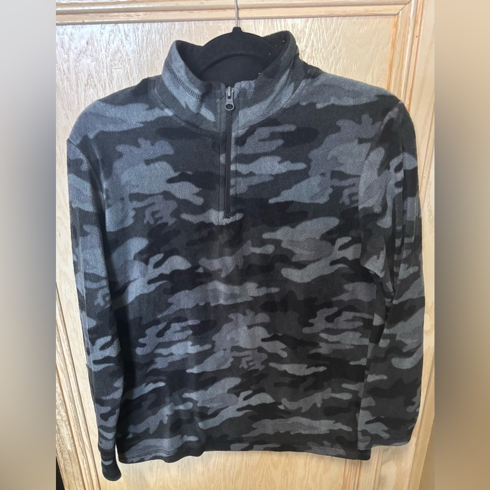 Place Kids Black and Gray Camouflage Sweater 1/4‎ Zip